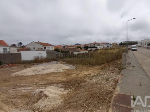 Lote em Atouguia da Baleia, Peniche