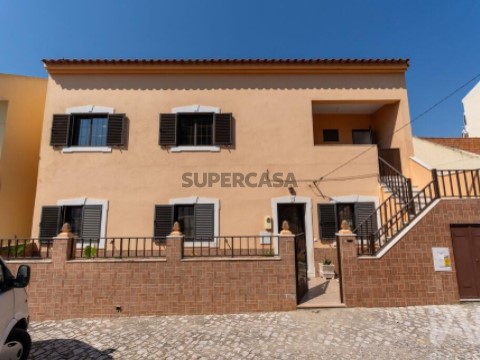 Moradia T10 em São Sebastião, Setúbal