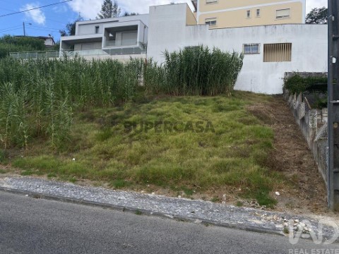 Lote em Nossa Senhora da Piedade, Ourém