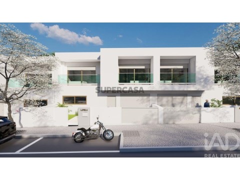 Moradia T4 em Luz, Lagos