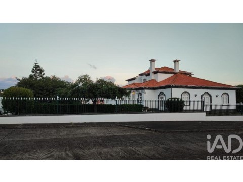 Moradia T4 em Relva, Ponta Delgada