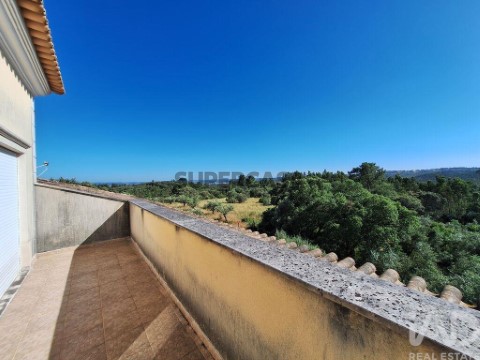 Moradia T4 em Além da Ribeira e Pedreira, Tomar