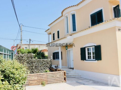 Moradia T6 em Alhos Vedros, Moita