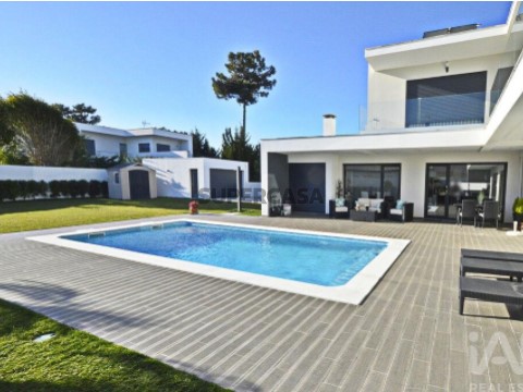 Moradia T4 em Corroios, Seixal