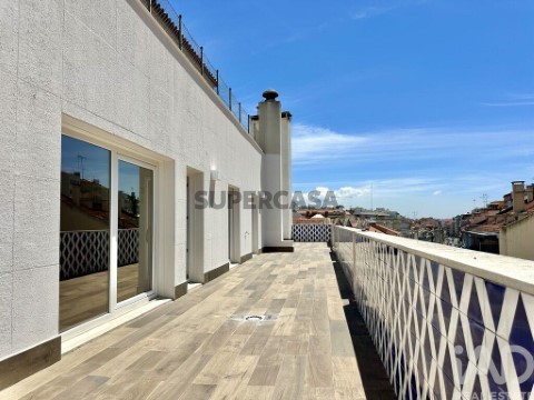 Apartamento T3 em Arroios, Lisboa