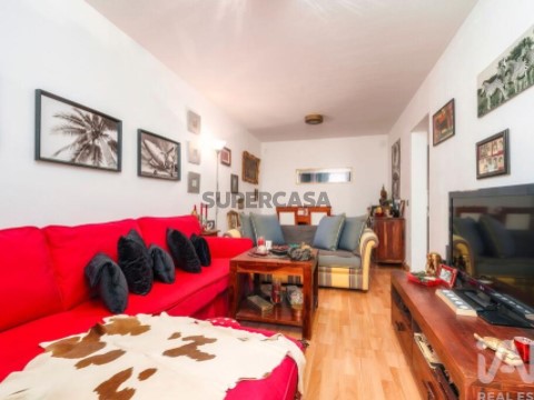 Apartamento T3 em Faro (Sé e São Pedro), Faro