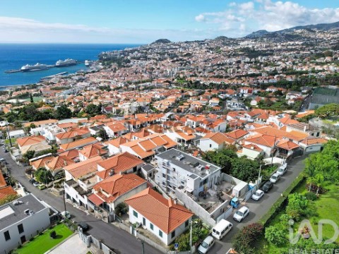 Apartamento T2 em Santa Maria Maior, Funchal