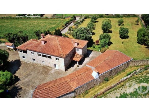 Moradia T8 em Serreleis, Viana do Castelo