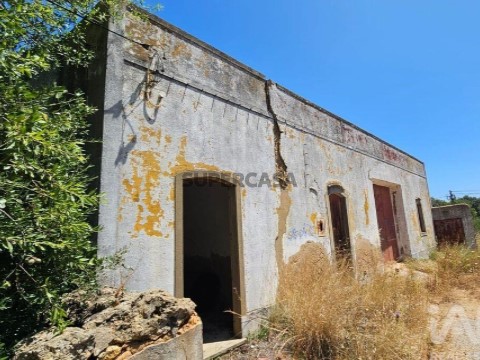 Prédio em São Clemente, Loulé