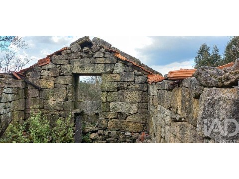 Moradia T0 em Cambra e Carvalhal de Vermilhas, Vouzela