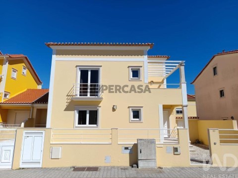 Moradia T5 em Atouguia da Baleia, Peniche