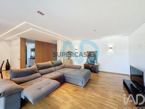 Apartamento T3 em Santo Tirso, Couto (S.Cristina e S.Miguel) e Burgães, Santo Tirso