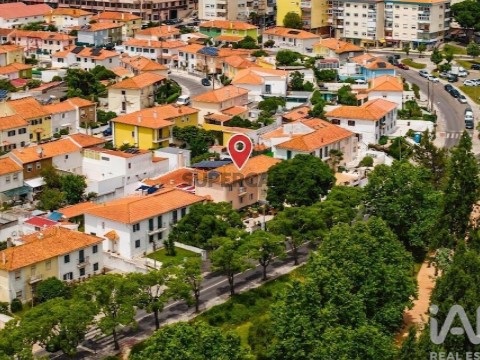 房子 4 卧室 在 Belas, Sintra