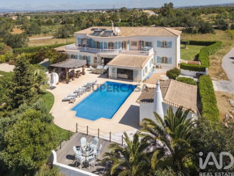 Moradia T5 em Guia, Albufeira