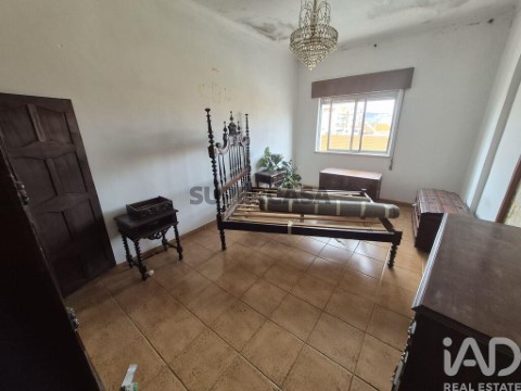 Apartamento T2 em União das Freguesias de Setúbal, Setúbal