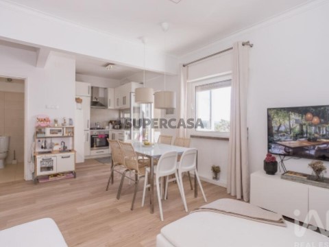 Apartamento T3 em Ramada e Caneças, Odivelas