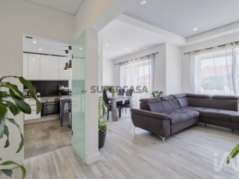 Apartamento T3 em União das Freguesias de Setúbal, Setúbal