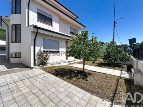 Moradia T3 em Fânzeres e São Pedro da Cova, Gondomar