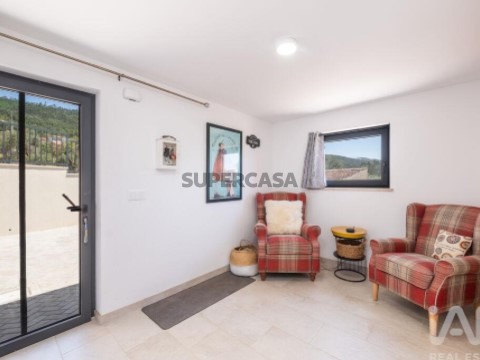 Moradia T3 em São Miguel, Santa Eufémia e Rabaçal, Penela