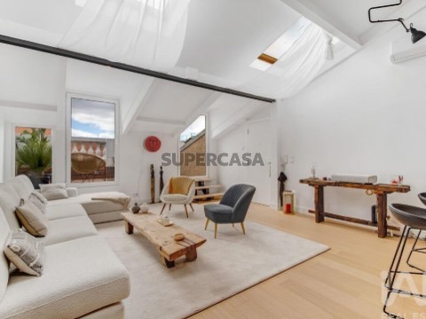 Apartamento T2 em Misericórdia, Lisboa