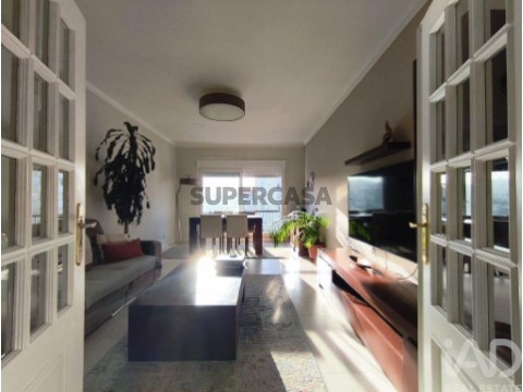 Apartamento T4 em Algés, Linda-a-Velha e Cruz Quebrada-Dafundo, Oeiras