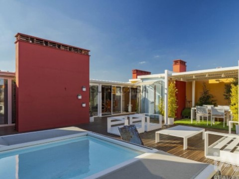Apartamento T4 em União das Freguesias de Setúbal, Setúbal