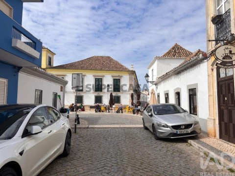 Moradia T3 em Faro (Sé e São Pedro), Faro