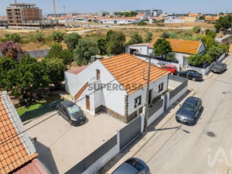 Moradia T3 em Montijo e Afonsoeiro, Montijo