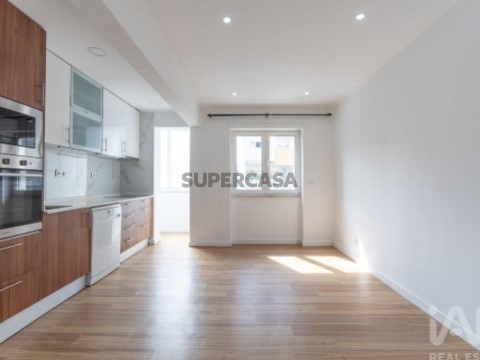 Apartamento T1 em Odivelas, Odivelas