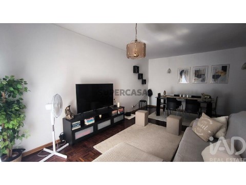 Apartamento T3 em Faro (Sé e São Pedro), Faro