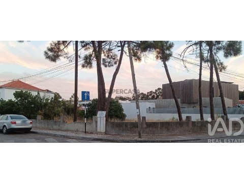 Lote em Charneca de Caparica e Sobreda, Almada