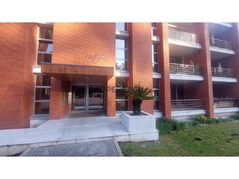 Apartamento T1 em Condomínio Fechado - Parque Natura, Milheirós