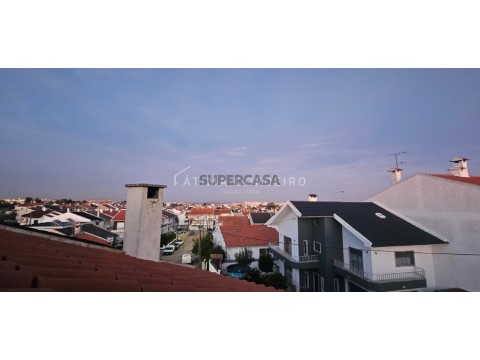 Excelente Moradia T3+1 com garagem em zona privilegiada