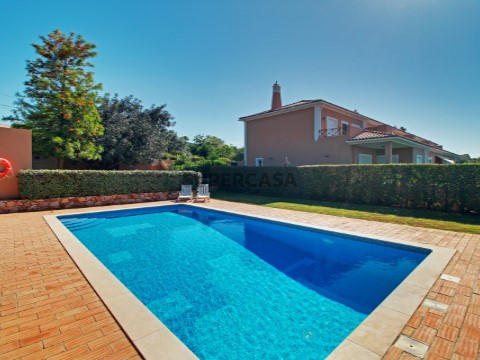 Piscina comum