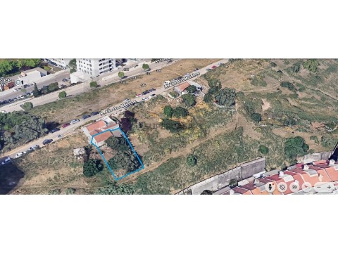 Moradia T1 em São Domingos de Benfica, Lisboa