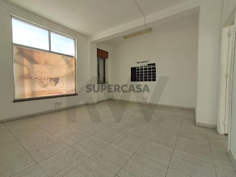 Loja em Almeirim, Almeirim