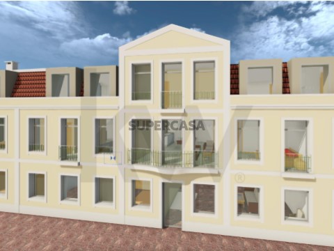 Prédio em Montijo e Afonsoeiro, Montijo