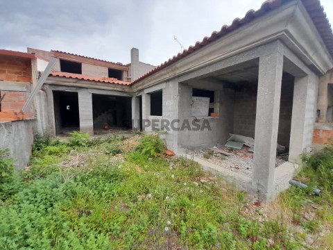 Moradia T2 Duplex na Rua do Sobreiro, Águeda