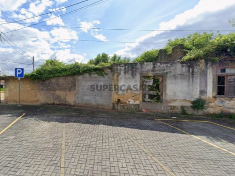 Oude woningen Op Borralha, Águeda