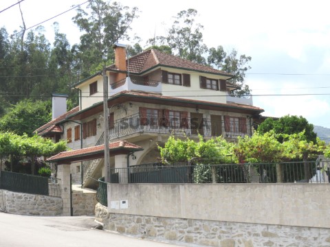 Casa Antiga T7 em Salvador, Vila Fonche e Parada, Arcos de Valdevez