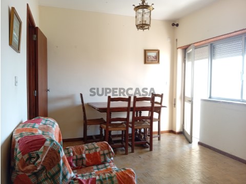 Apartamento T2 na Rua Doutor Manuel Lopes Louro, Castelo Branco