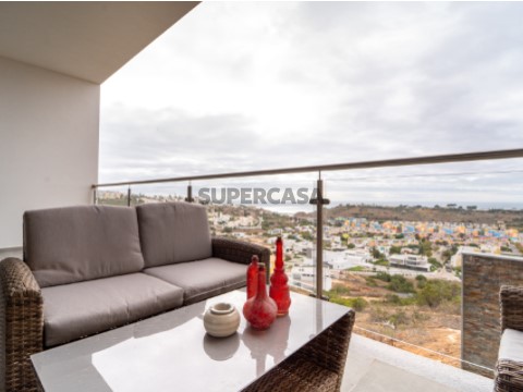 Apartamento T3 em Caminho Raposo, Albufeira e Olhos de Água