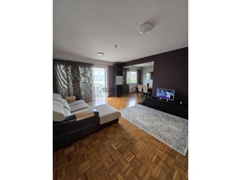 T 3 duplex,Fornos,Feira
