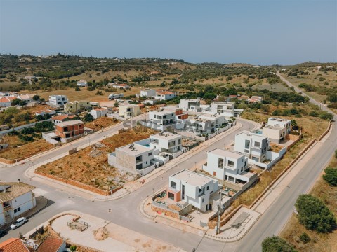 Moradia Geminada T4 em São Gonçalo de Lagos, Lagos