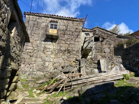 Ruína para Restaurar em Paradela - Soajo Arcos de Valdevez