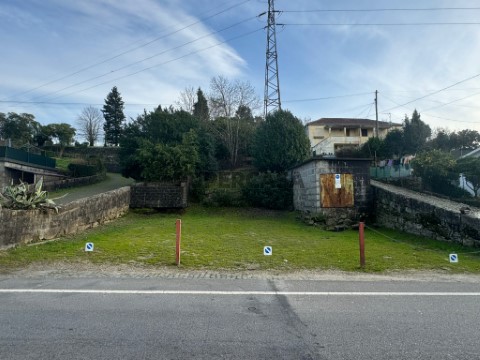 TERRENO, EM SELHO (S. JORGE), GUIMARÃES