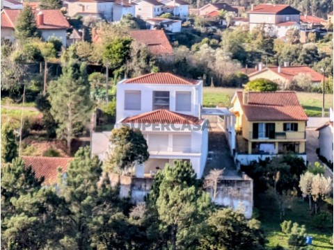 Moradia T4 isolada