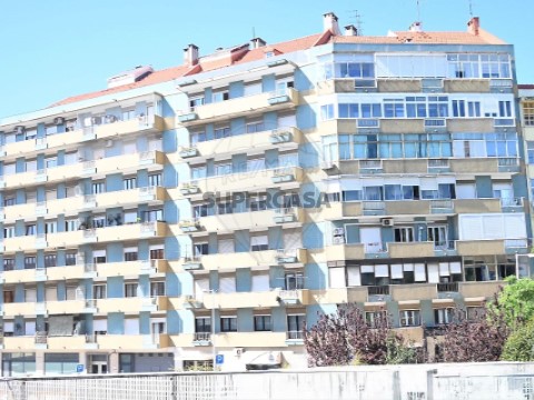 Apartamento T4 em Alvalade, Lisboa