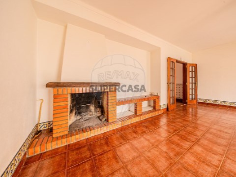 Apartamento T3 em Abrantes (São Vicente e São João) e Alferrarede, Abrantes
