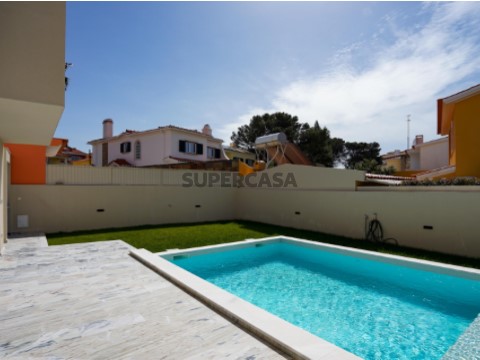 Moradia T4 isolada com piscina e jardim privado na Aldeia do Juzo - Cascais
